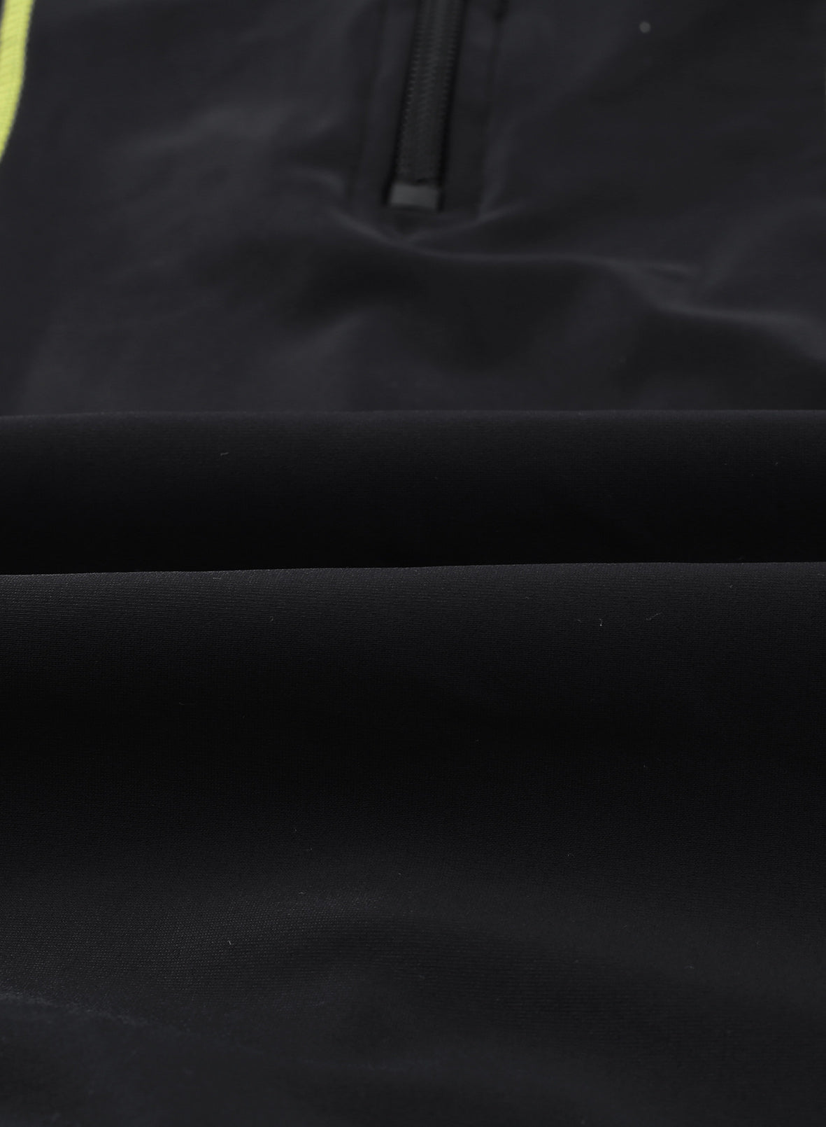 Black Seam Contoured Zip Front Wetsuit
